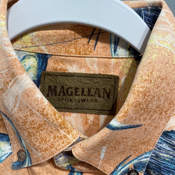 Magellan short sleeve shirt. 🐟🐠 - Picture 2 of 5